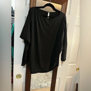 Black Lyss Loose Fit Blouse